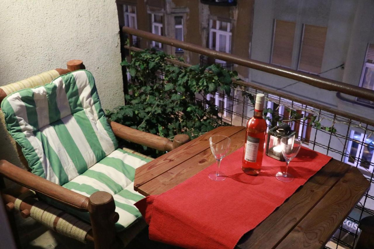 Fornax Home With Balcony Budapest Extérieur photo